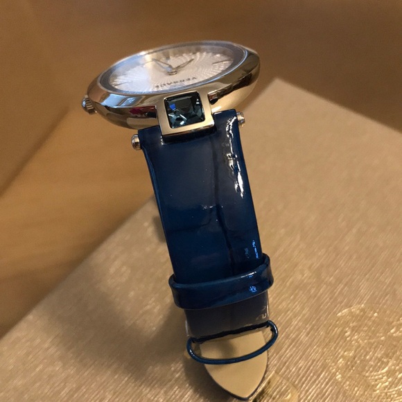 Versace Womens Watch - Picture 12 of 16